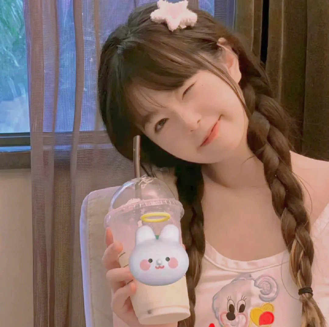 和死对头结婚后我被宠坏了